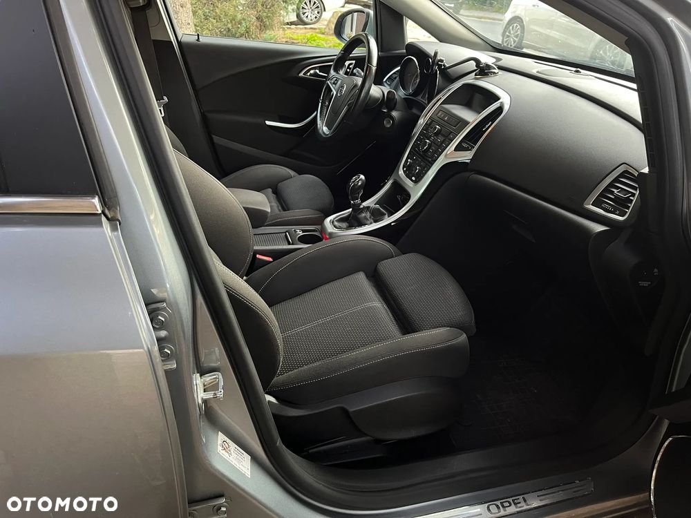 Opel Astra IV 1.4 T Sport - 27