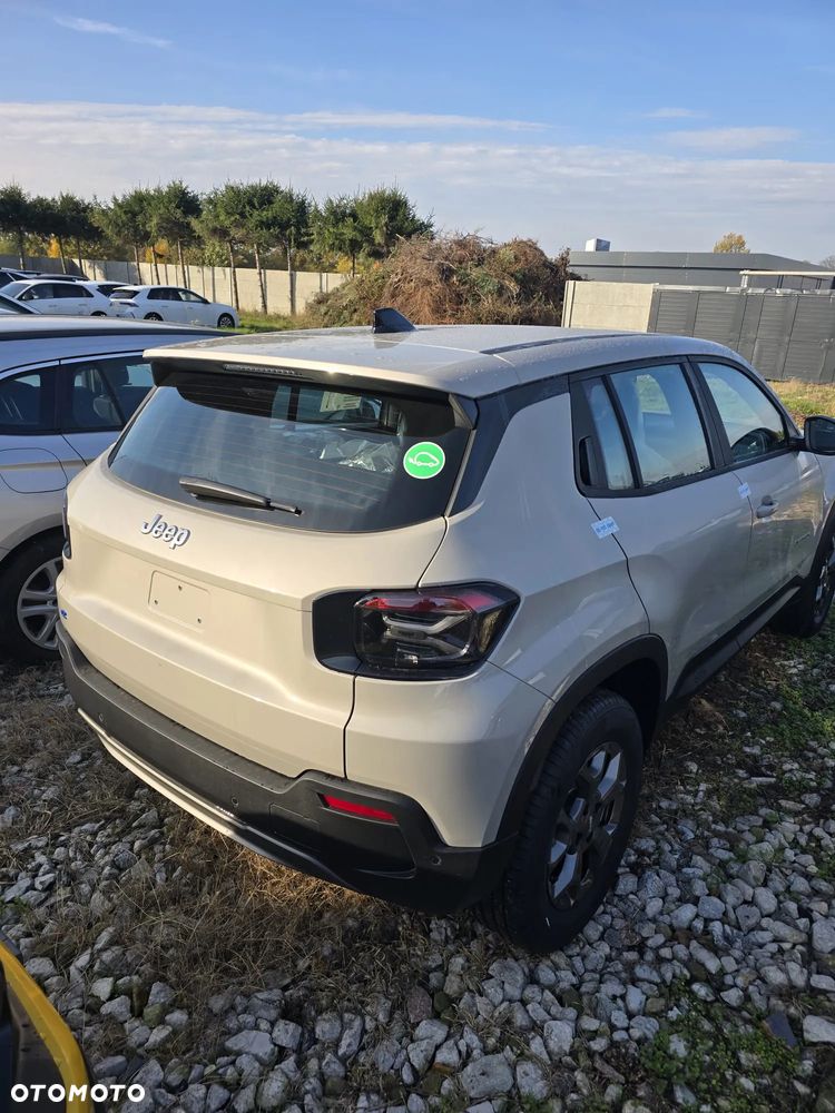 Jeep Avenger 54kWh Longitude - 2