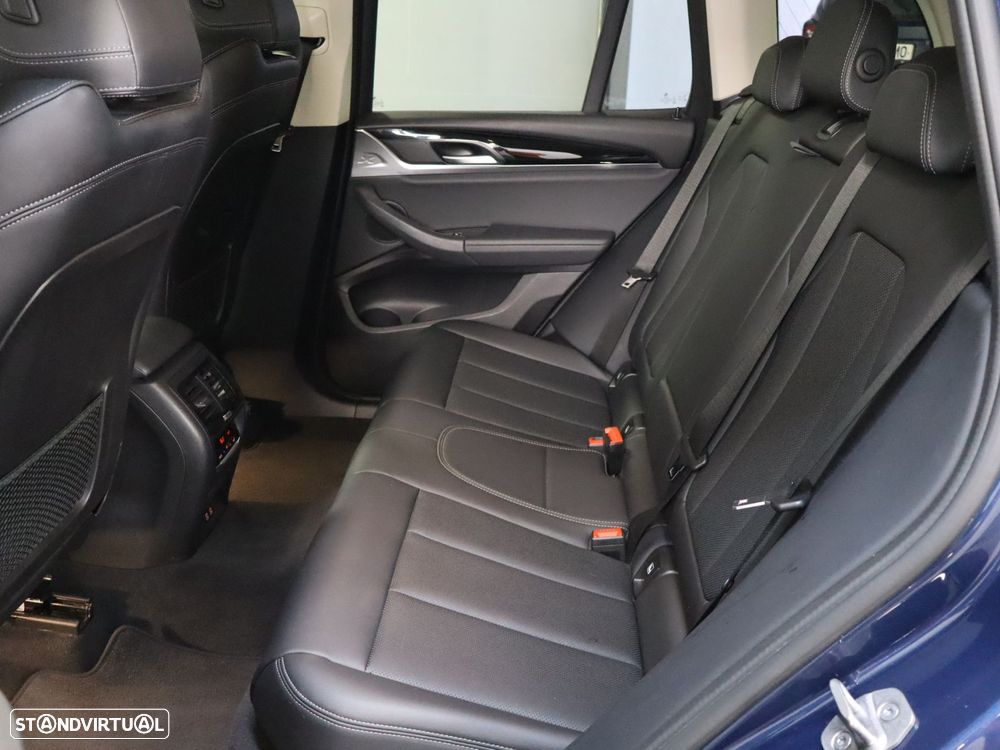 BMW X3 30 e xDrive - 11