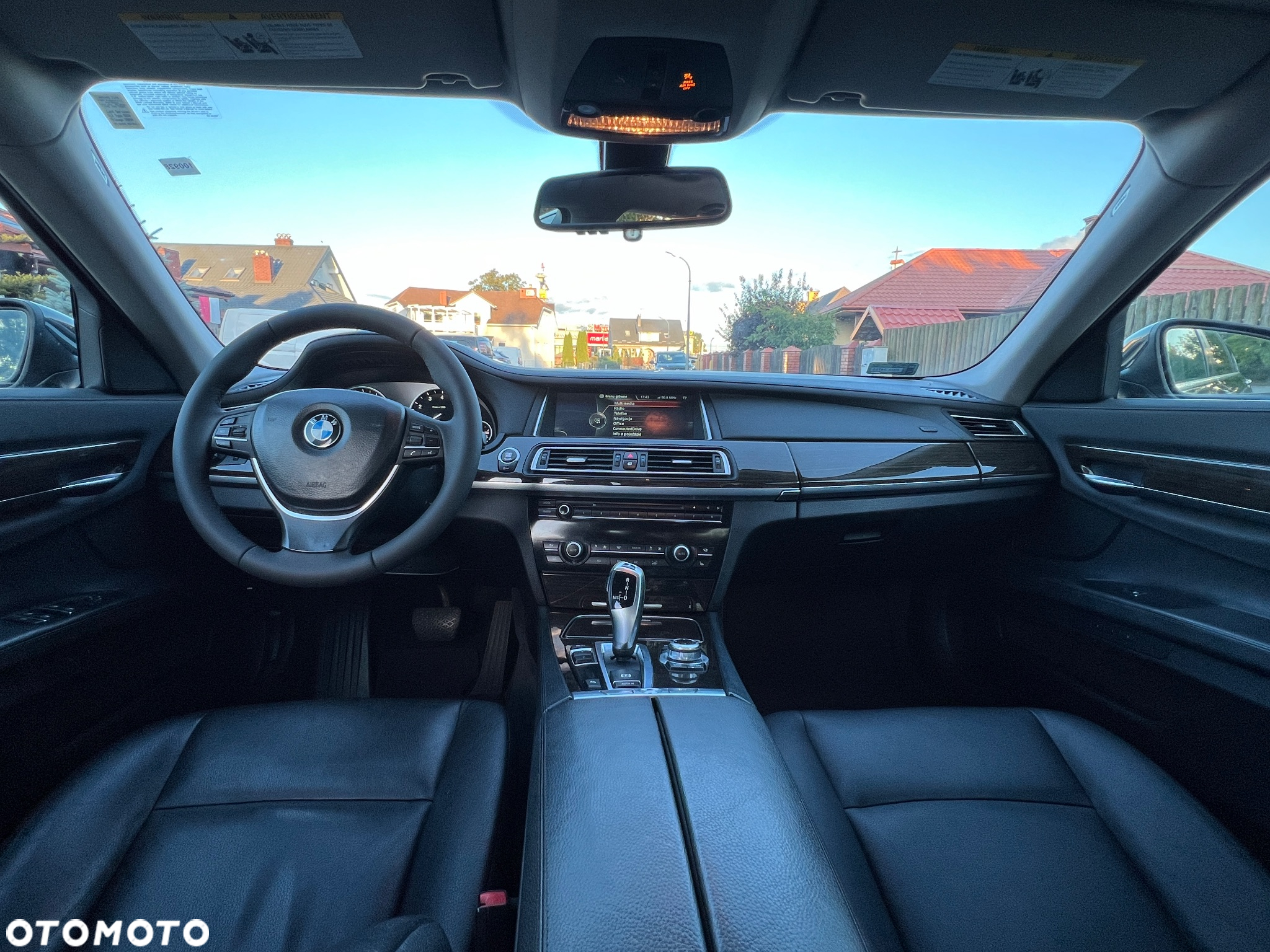 BMW Seria 7 740Li - 13