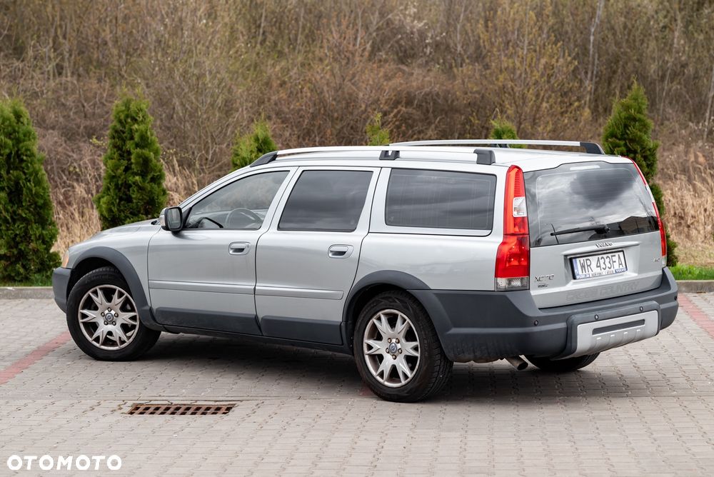 Volvo XC 70 D5 AWD Kinetic - 7