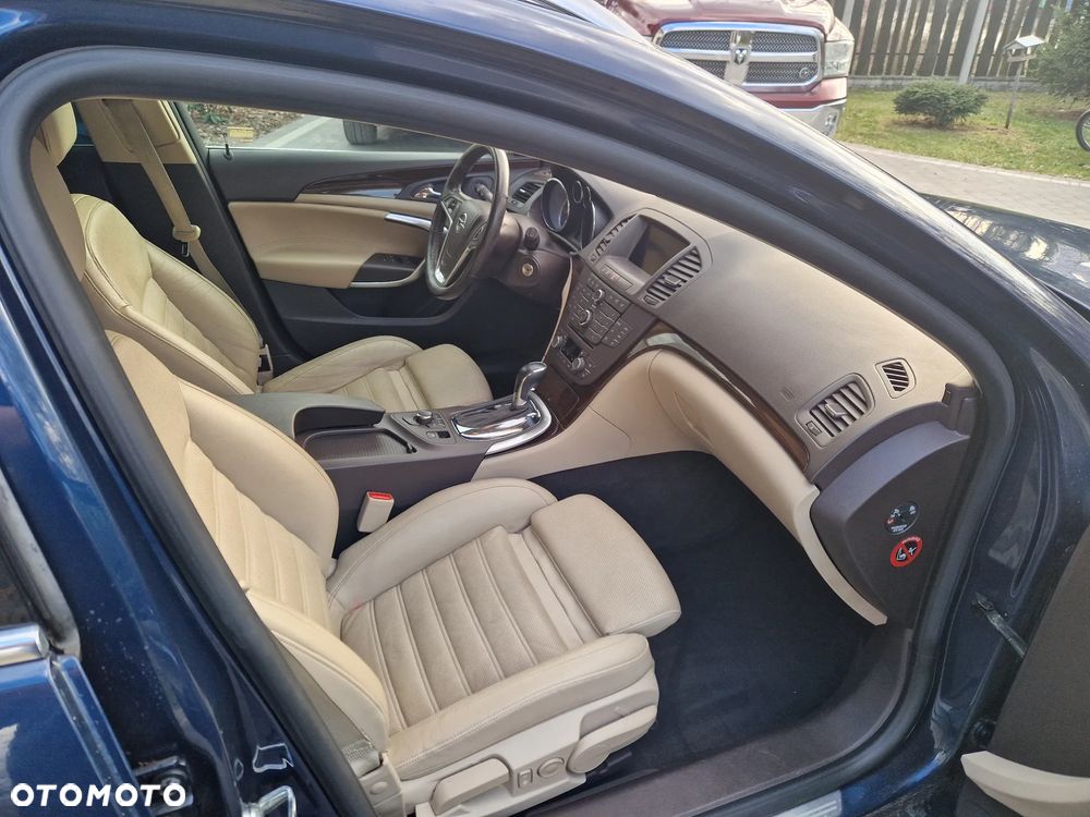 Opel Insignia 2.8 Turbo 4x4 Sport - 22