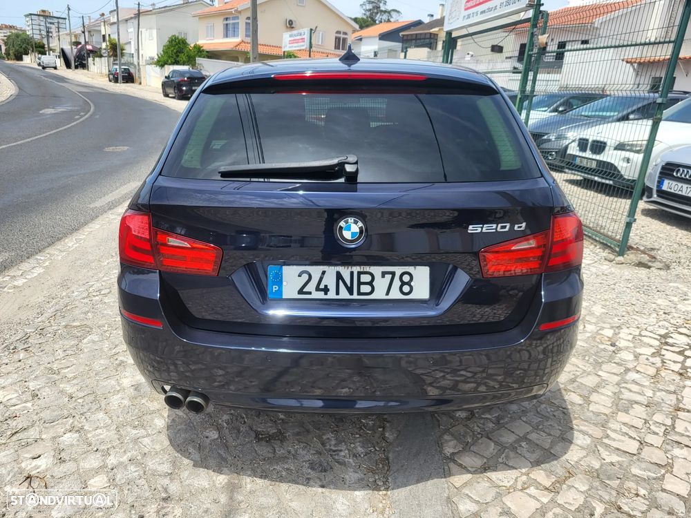 BMW 520 d Line Luxury Auto — fotografia 3