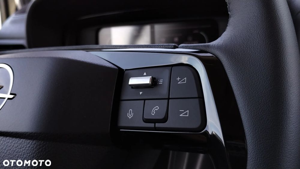 Opel Combo Cargo - 24