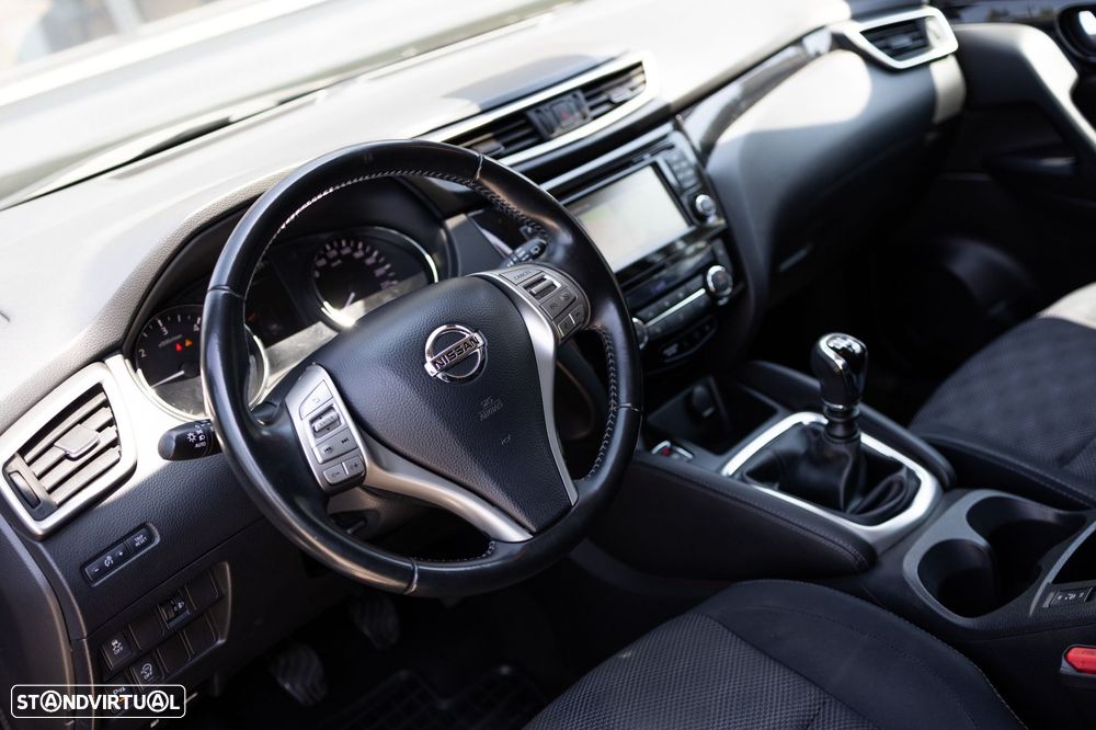 Nissan Qashqai 1.5 dCi N-Connecta - 2
