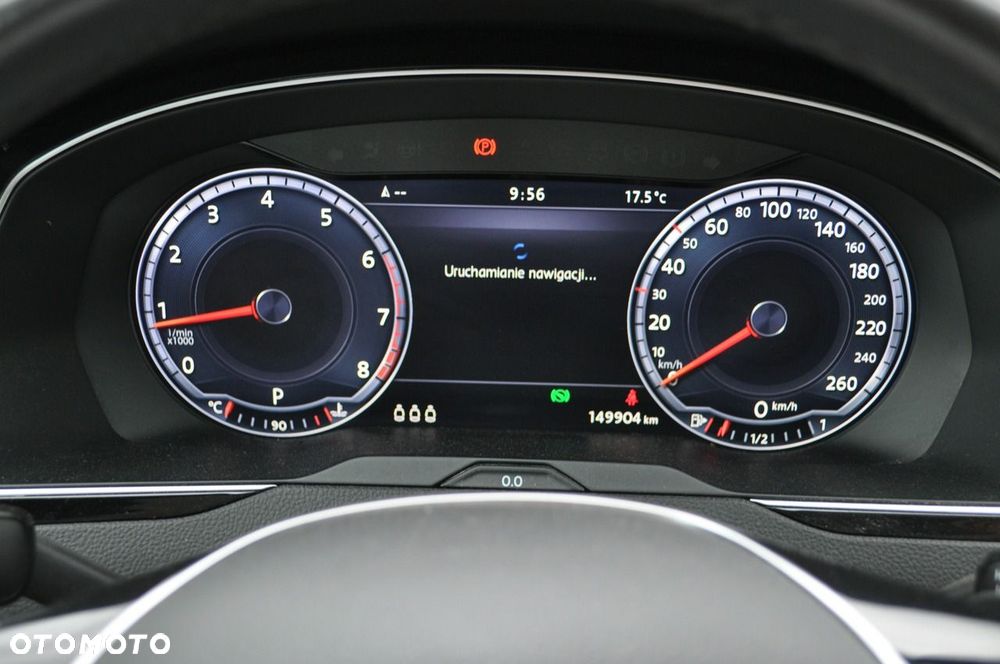 Volkswagen Passat - 19