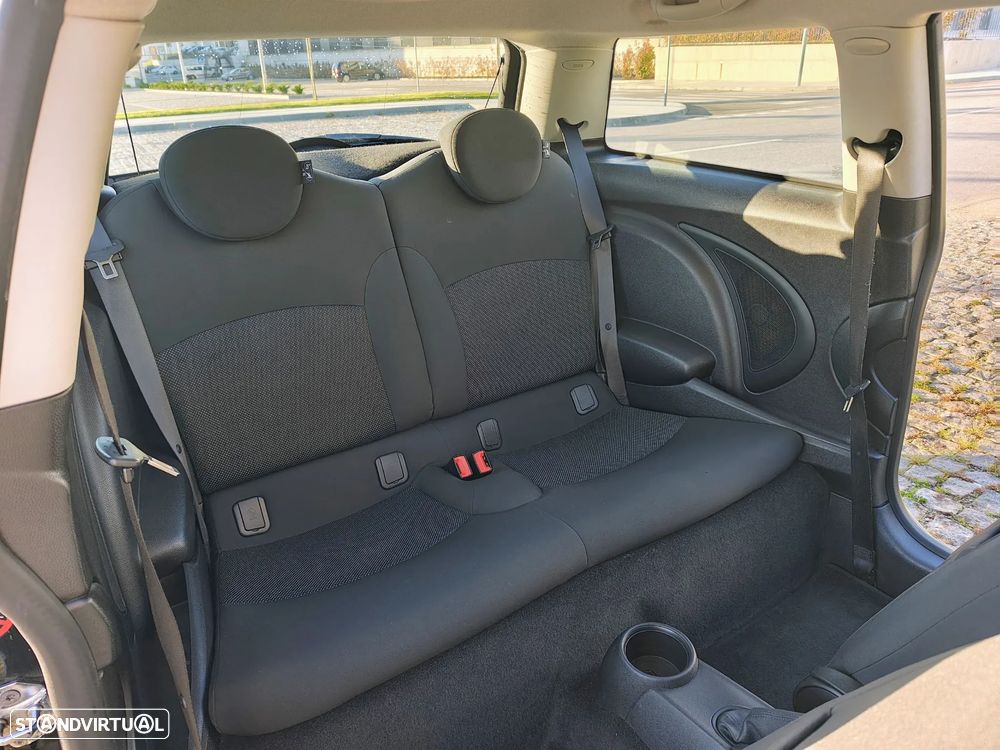 MINI 3 Portas One 1.4 - 20