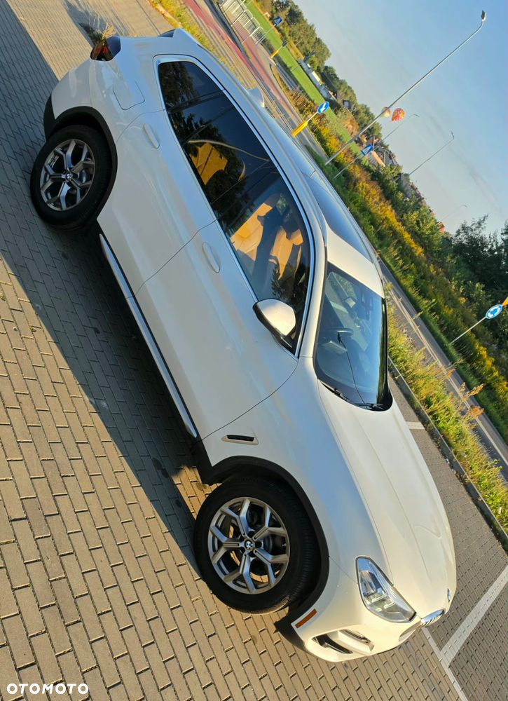 BMW X3 xDrive30i Luxury Line - 34