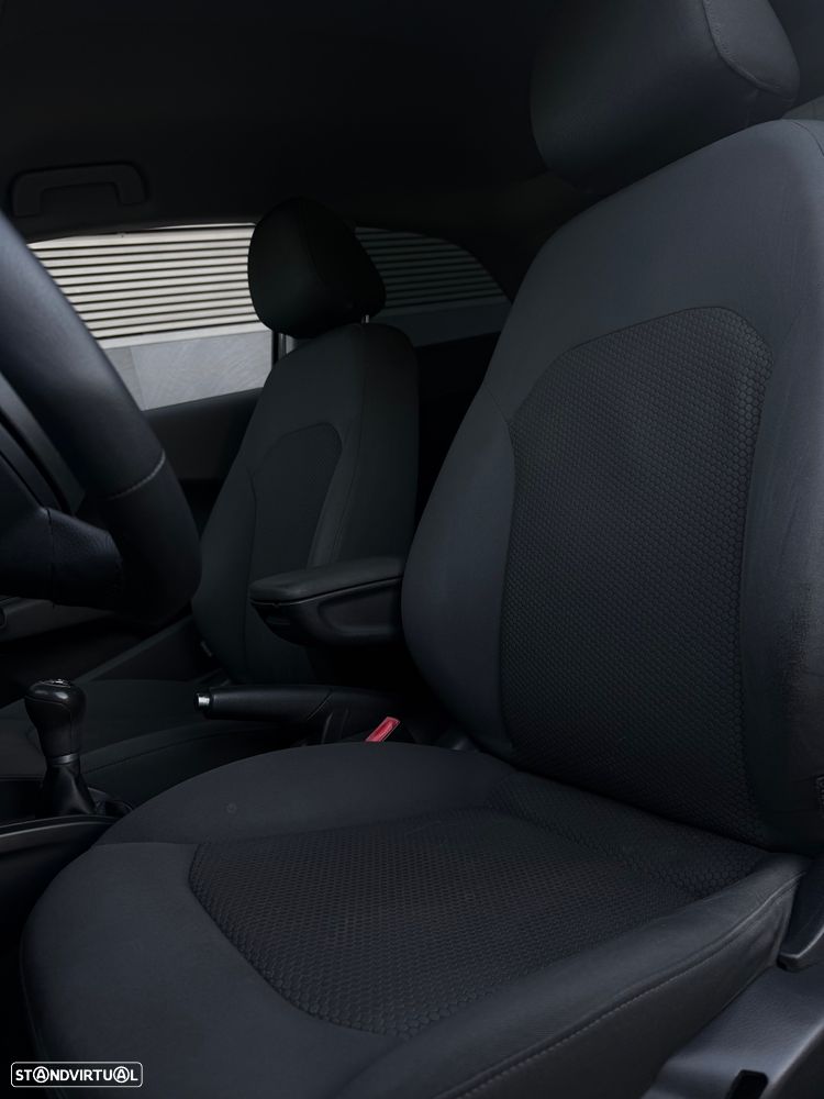 Audi A1 1.2 TFSi Sport - 11