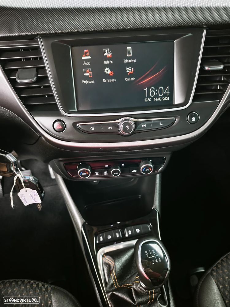 Opel Crossland X 1.2 T Innovation - 22