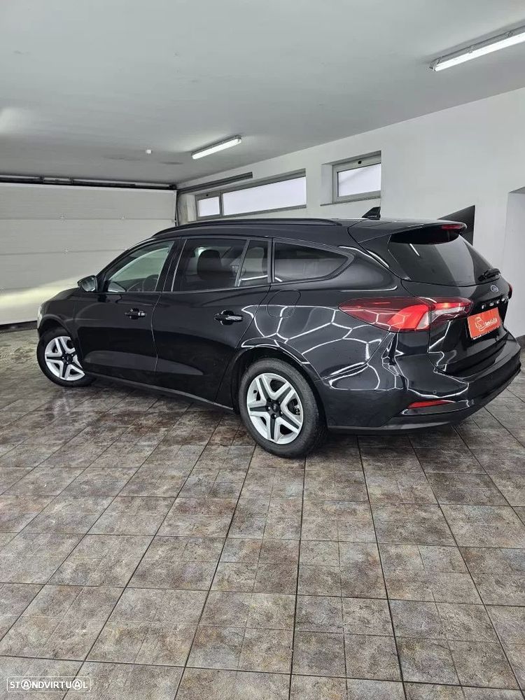 Ford Focus SW 1.0 EcoBoost Connected - 11