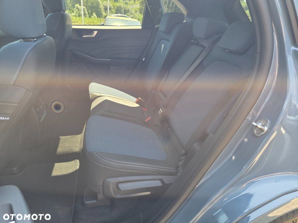 Ford Kuga - 18