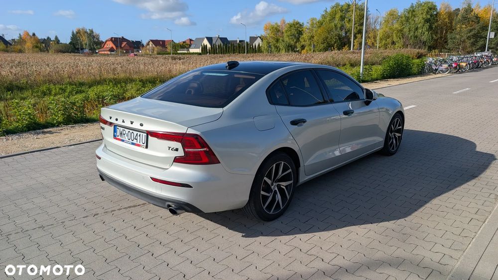 Volvo S60 2019 photo 4
