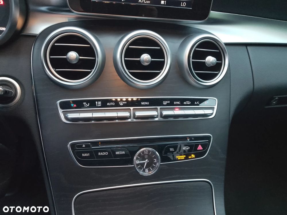 Mercedes-Benz Klasa C 200 4-Matic 7G-TRONIC - 20