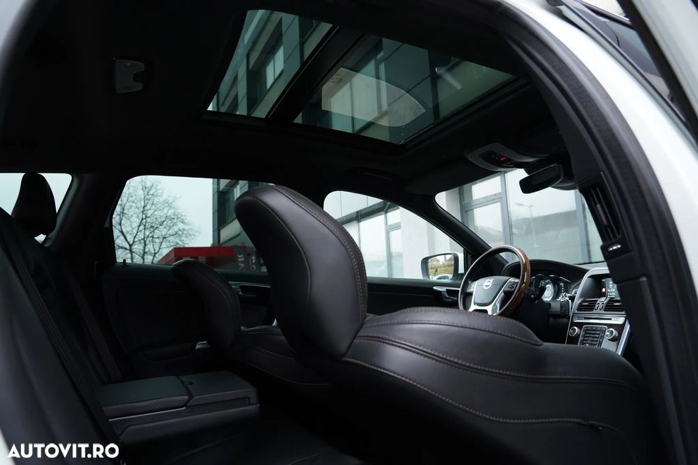 Volvo XC 60 D4 Geartronic Summum - 27