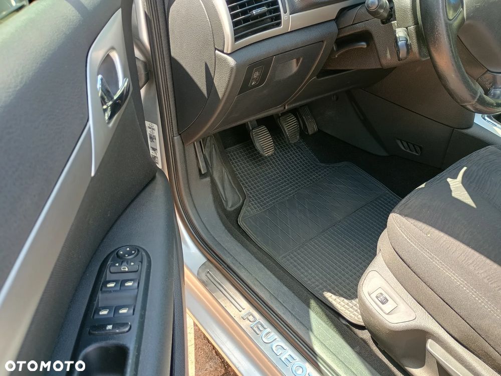 Peugeot 407 1.6 HDi Premium - 11