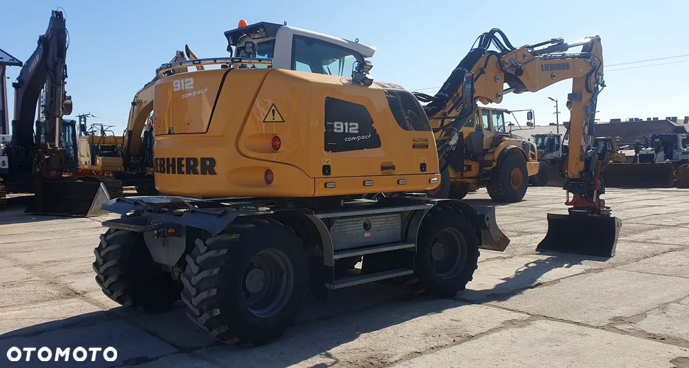 Liebherr A912 compact z rototiltem - 4