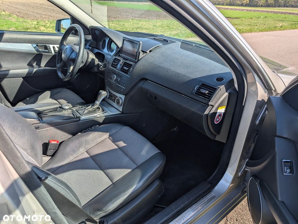 Mercedes-Benz Klasa C 320 CDI Avantgarde 4-Matic - 11