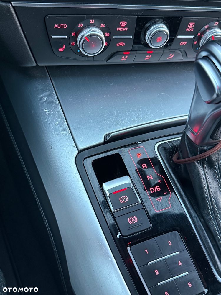 Audi A6 Avant 2.0 TDI Ultra DPF S tronic - 15