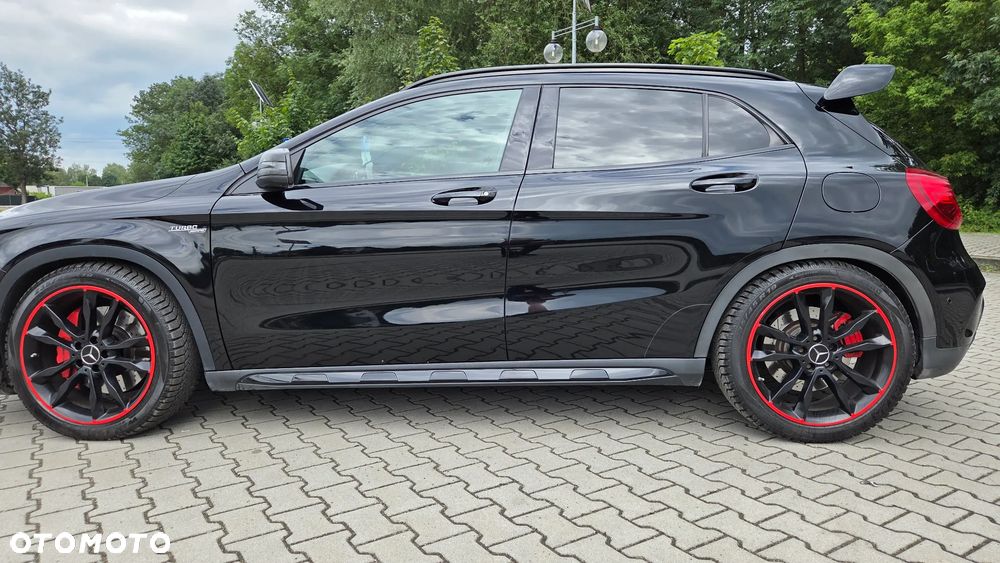 Mercedes-Benz GLA 45 AMG 4-Matic - 10