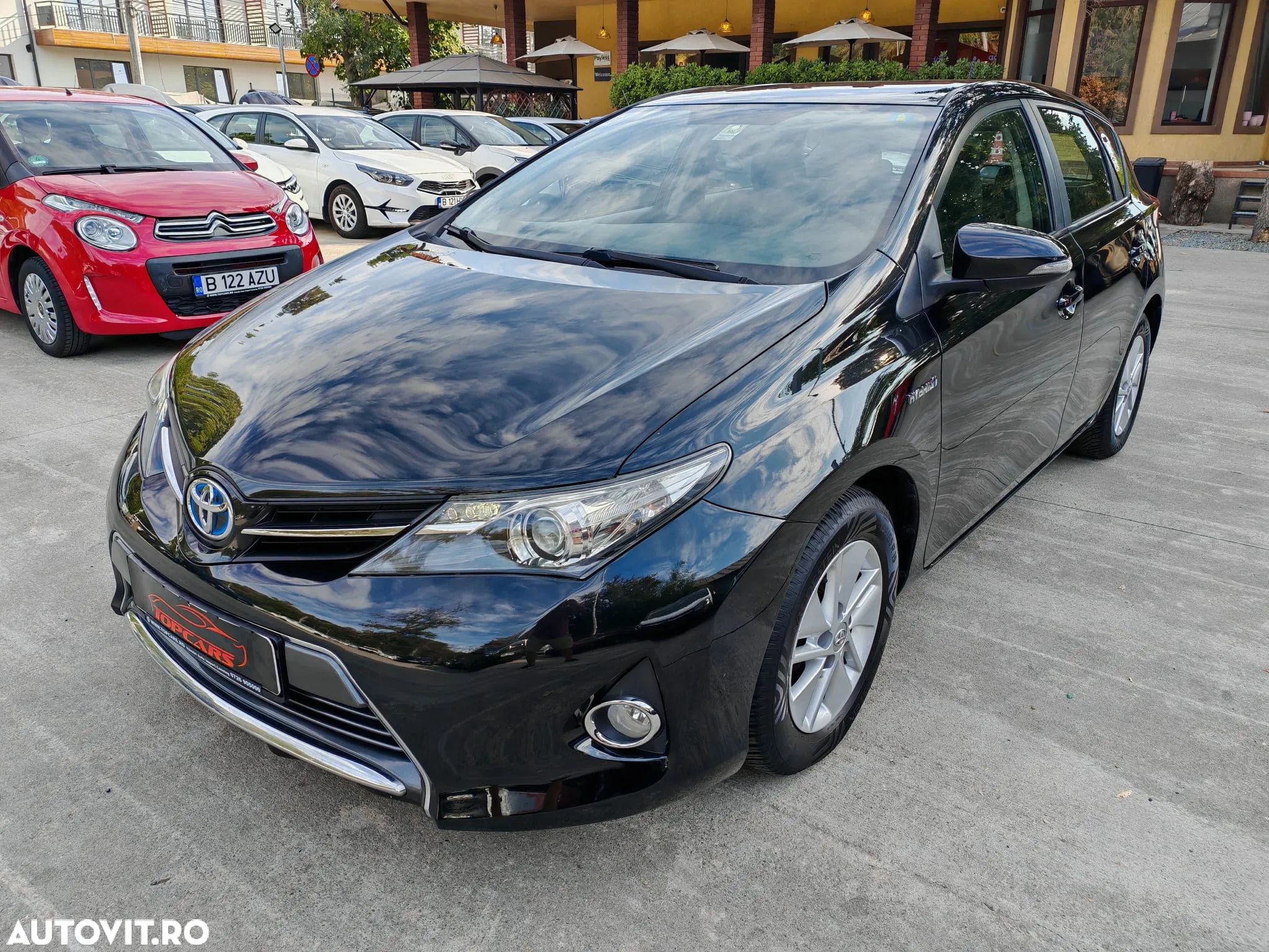 Toyota Auris 1.8 L VVT-i Hybrid Luna - 1