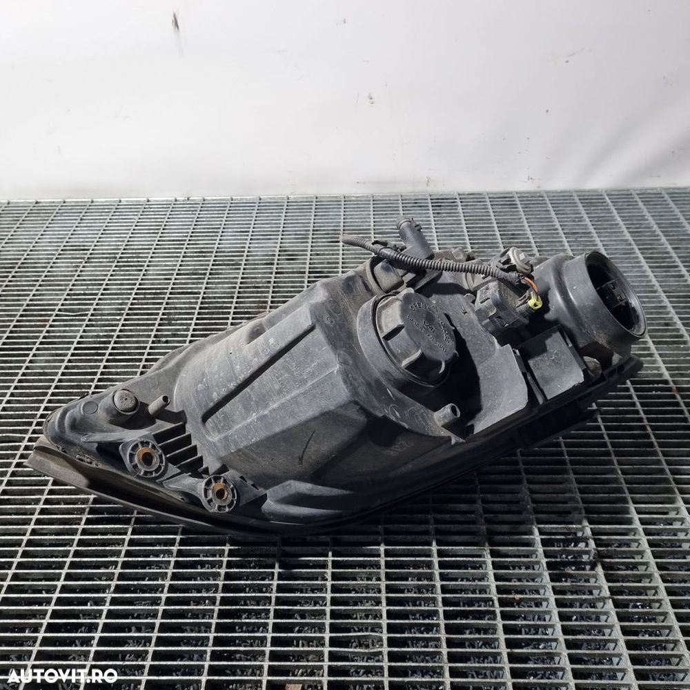 Far Stanga Kia Sorento 2006 - 2009 SUV 4 Usi (1390) Cu lupă - 5