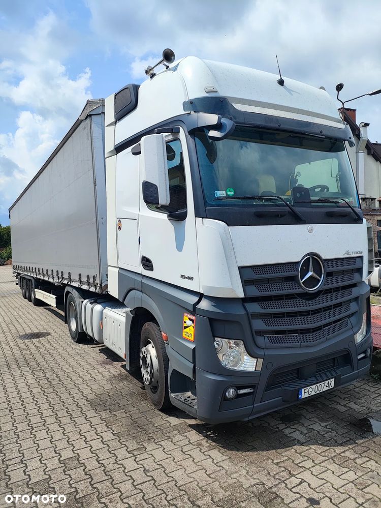 Mercedes-Benz Actors Mp4 - 11