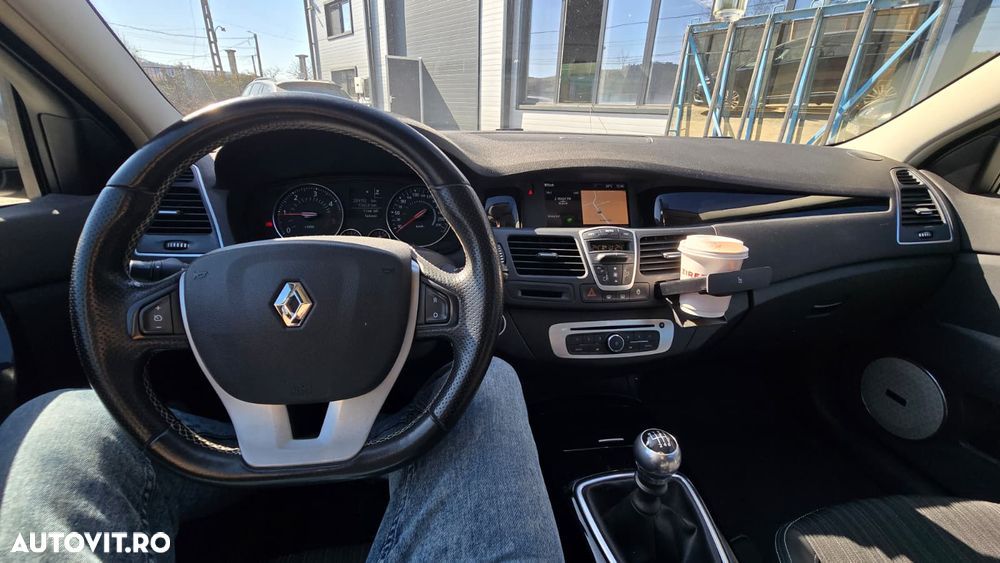 Renault Laguna dCi 110 FAP Bose Edition - 18