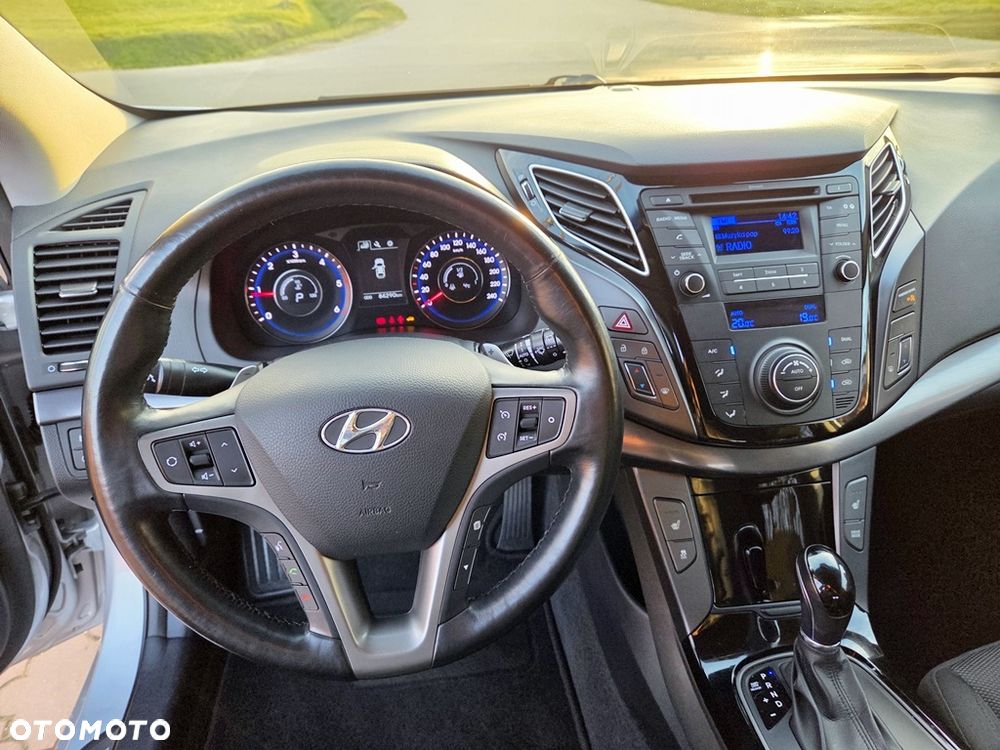 Hyundai i40 Kombi blue 1.7 CRDi DCT Premium - 23