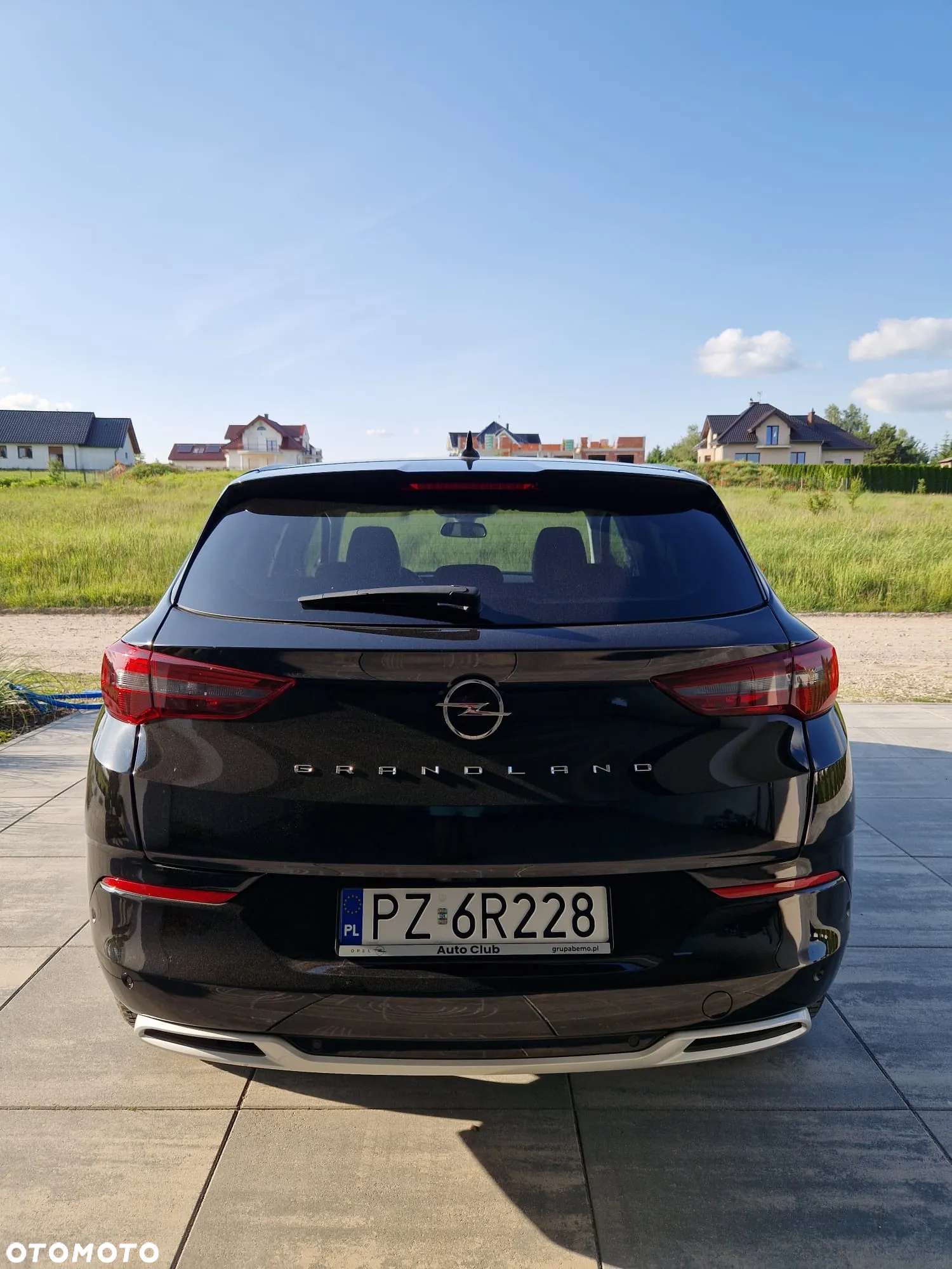 Opel Grandland 1.2 T Business Edition S&S - 11