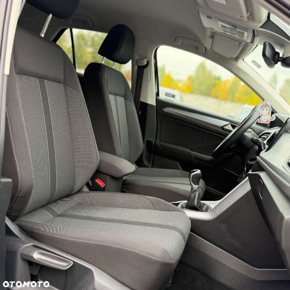 Volkswagen T-Roc - 35