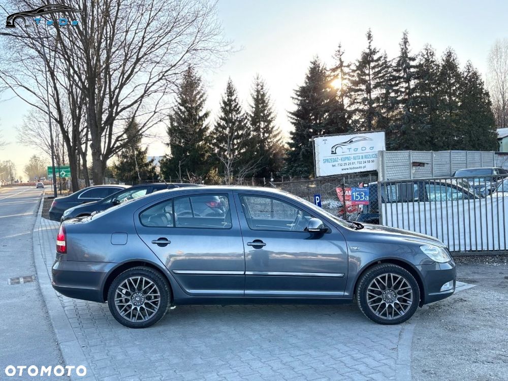 Skoda Octavia 1.8 TSI DSG Laurin & Klement - 11