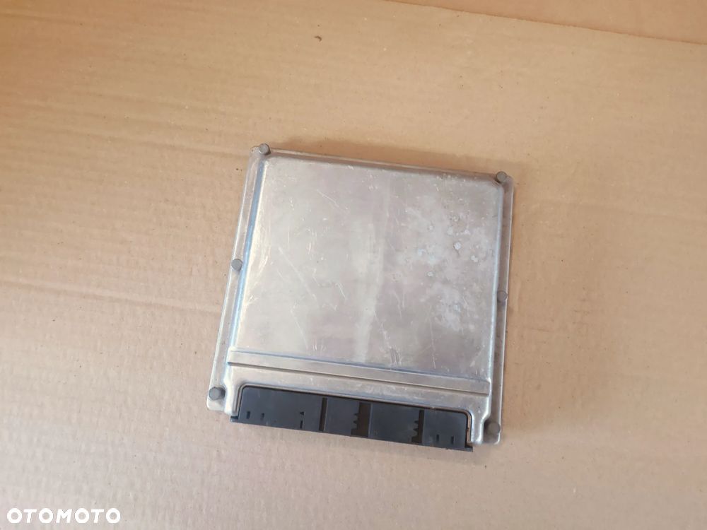 MERCEDES W203 C 01- 2.7CDI STEROWNIK SILNIKA 6121531079 - 6