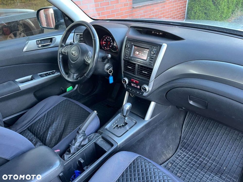 Subaru Forester 2.0i Comfort Lineartronic - 7