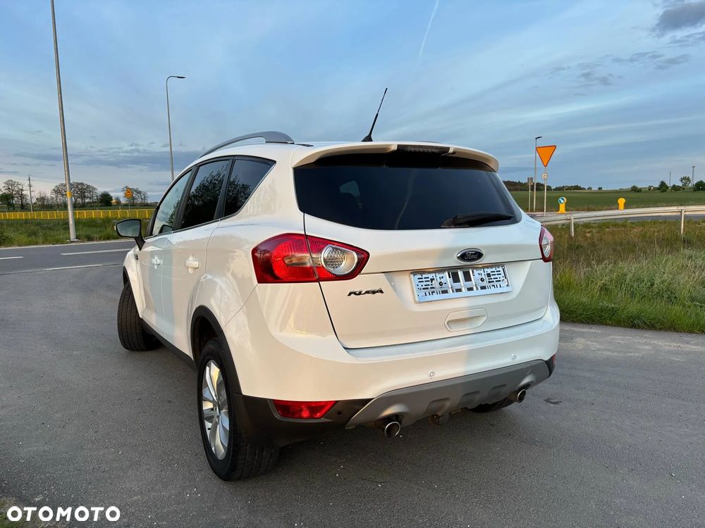 Ford Kuga - 8