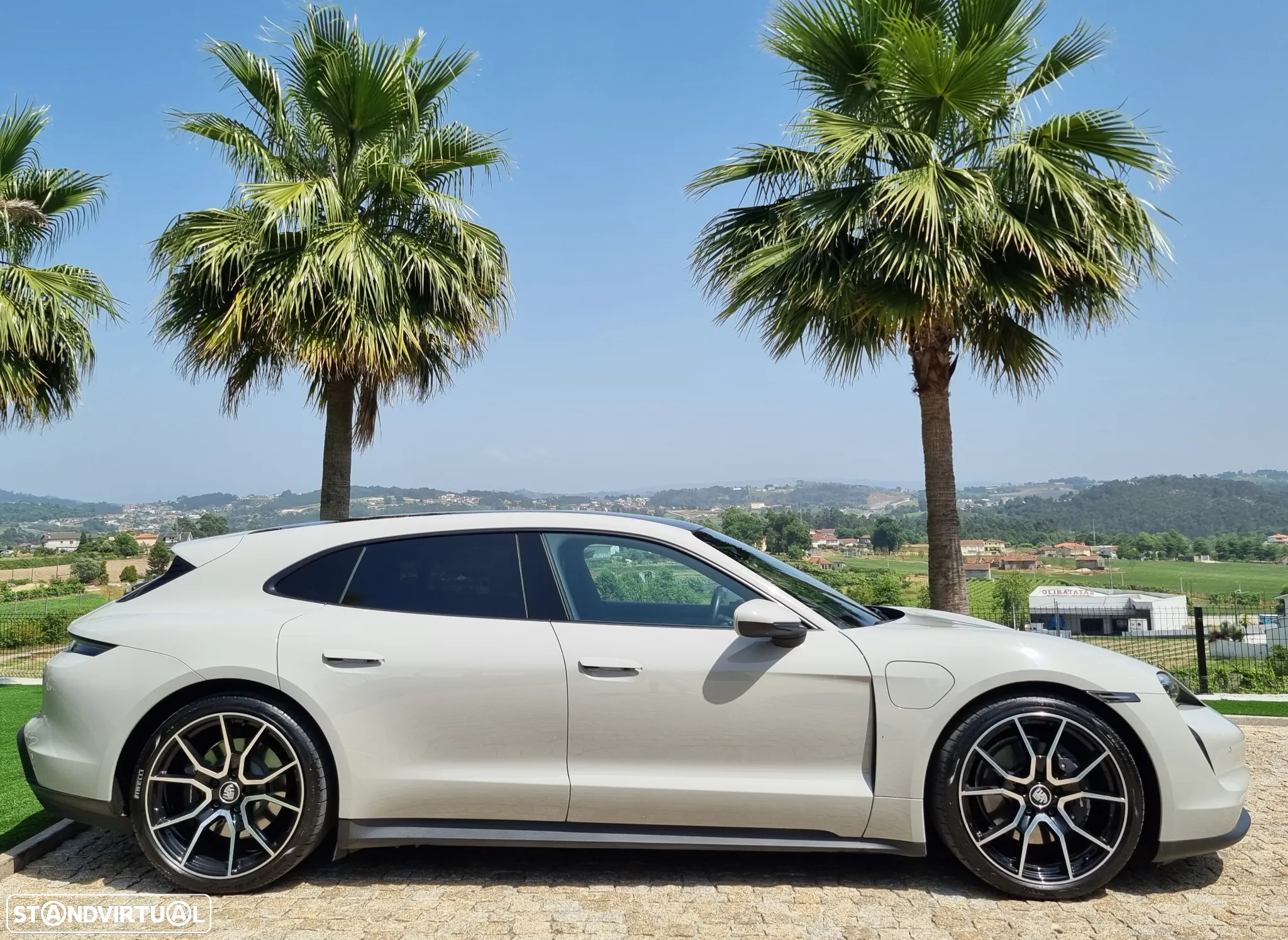 Porsche Taycan Sport Turismo bateria Performance Plus - 14