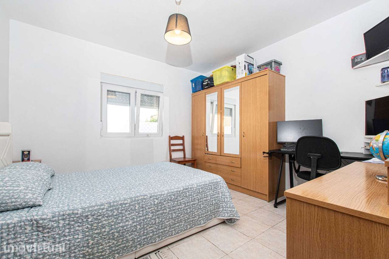 Apartamento T2 Carregado - Grande imagem: 3/18