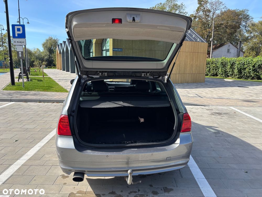 BMW Seria 3 320d xDrive DPF Touring Edition Fleet - 8