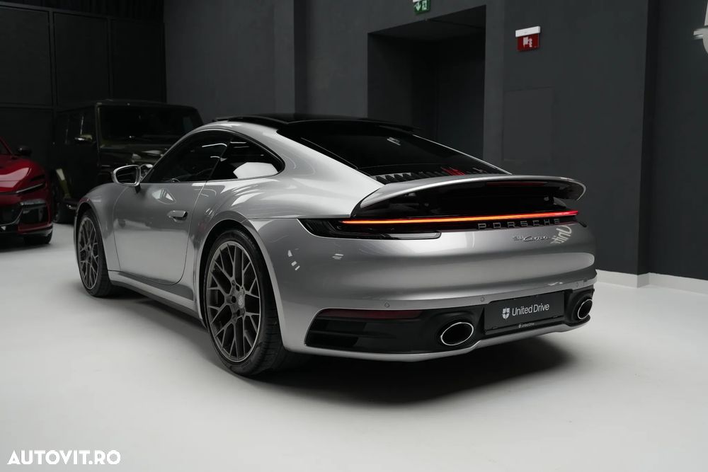 Porsche 911 Carrera PDK - 29