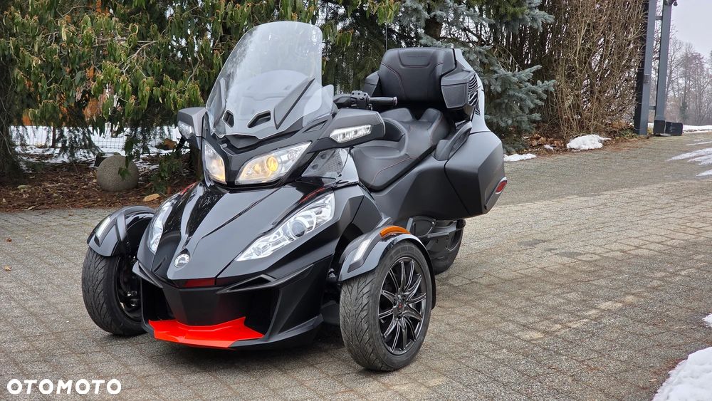 Can-Am Spyder - 4