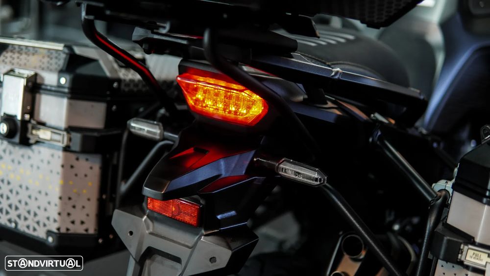 Honda CRF 1100 - 32