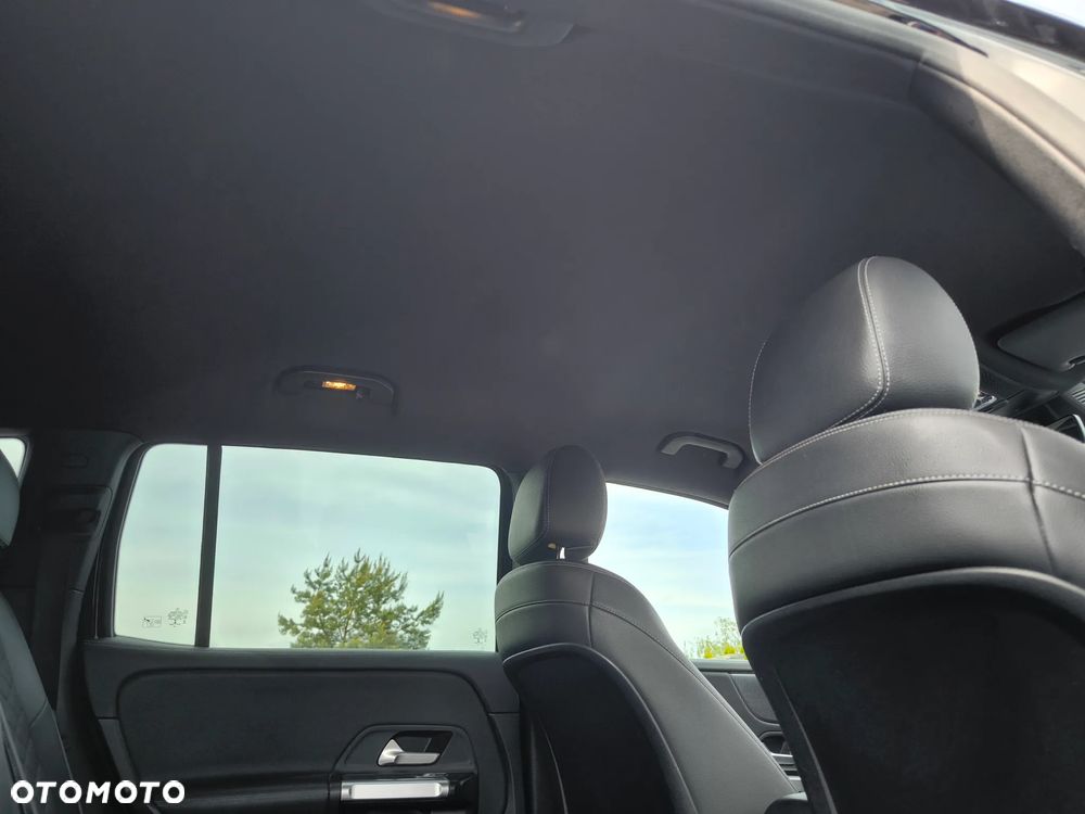 Mercedes-Benz GLB - 29