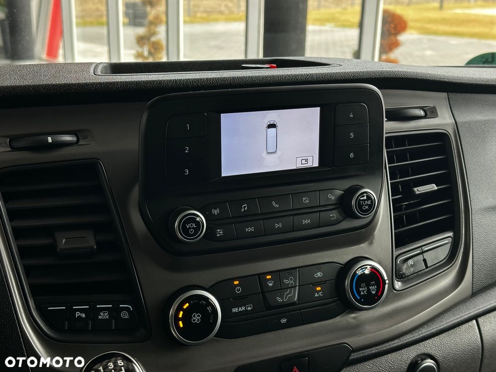 Ford Transit Custom - 19