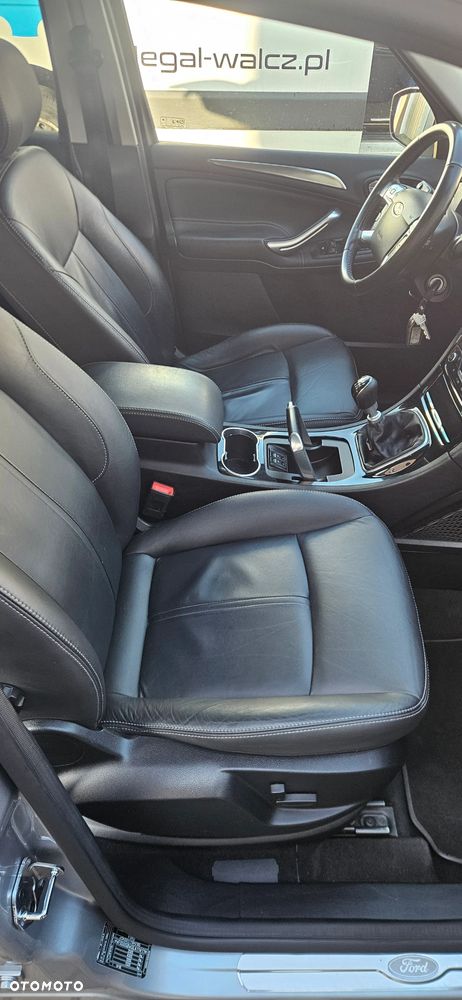 Ford S-Max 2.0 TDCi DPF Titanium - 13