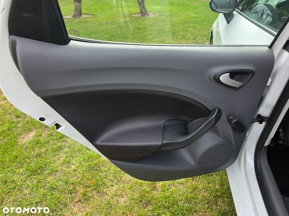 Seat Ibiza 1.4 16V Style - 24