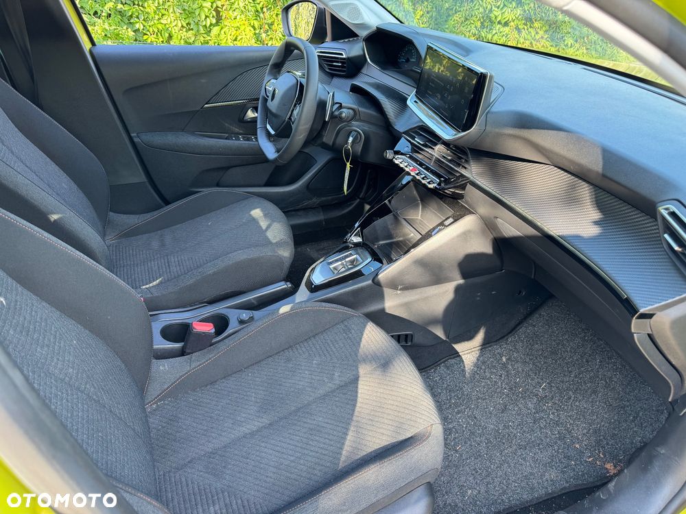 Peugeot 208 Hybrid 100 e-DSC6 Style - 13