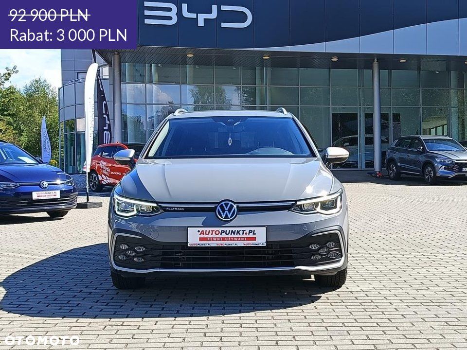 Volkswagen Golf - 8