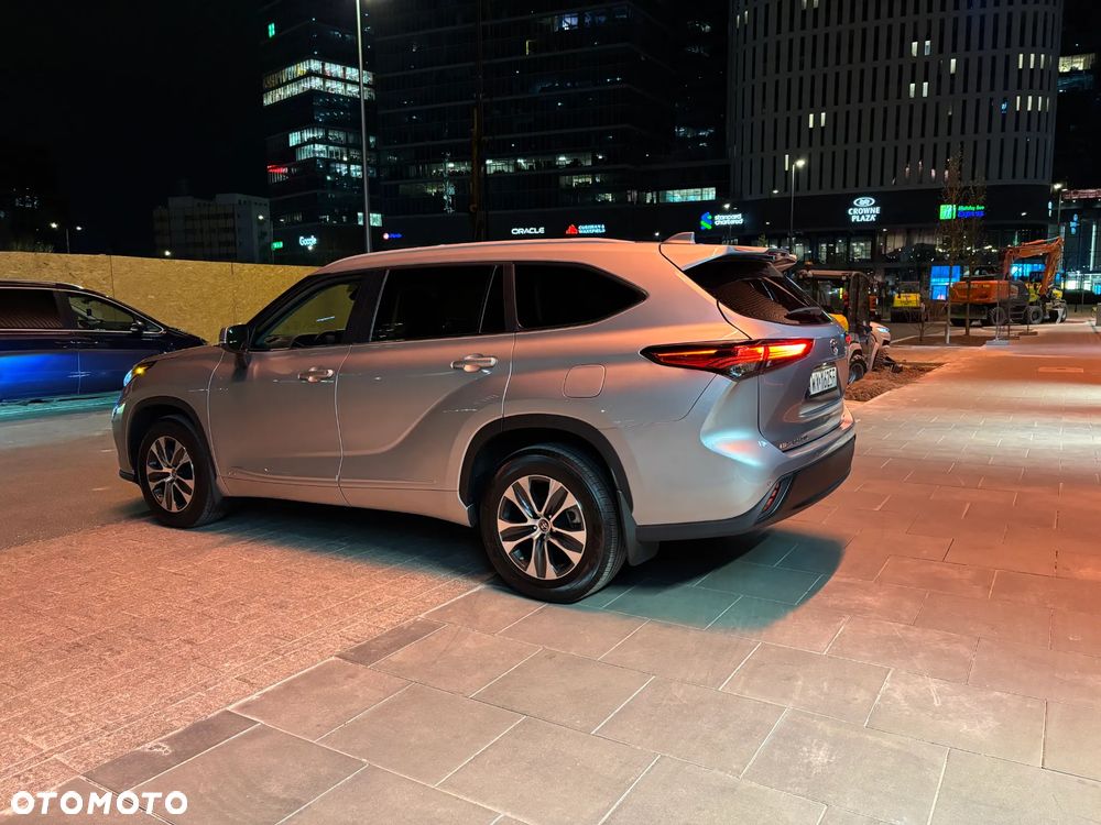 Toyota Highlander 2.5 Hybrid Executive - 7