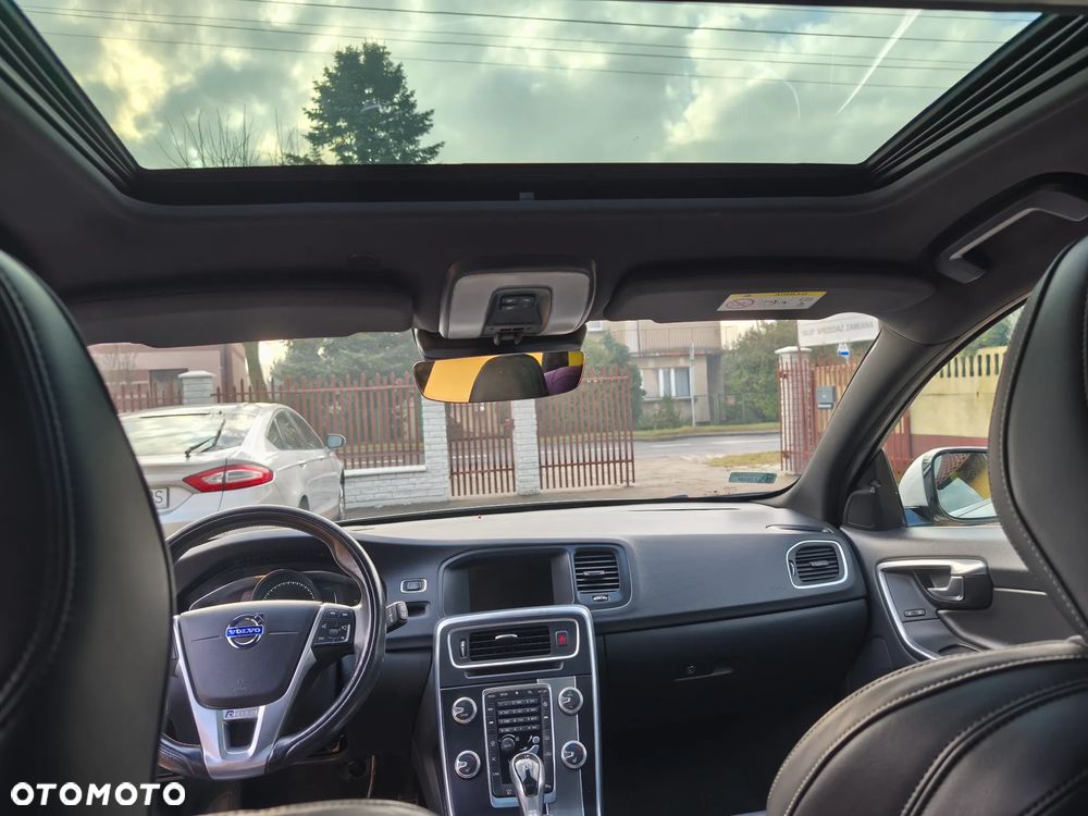 Volvo V60 - 15