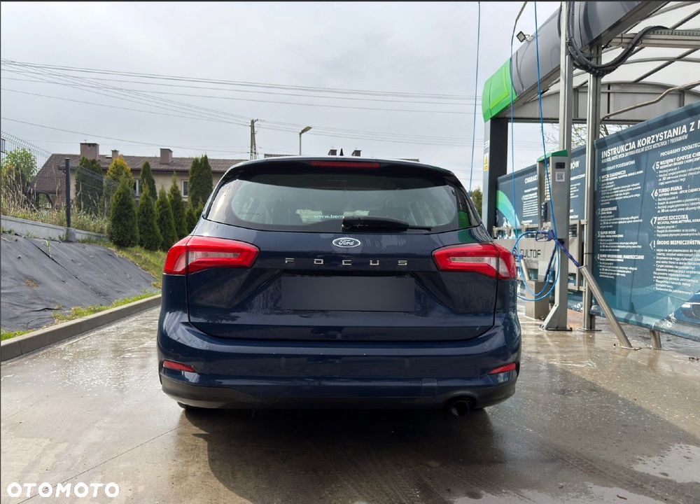 Ford Focus 1.5 EcoBlue Active - 6